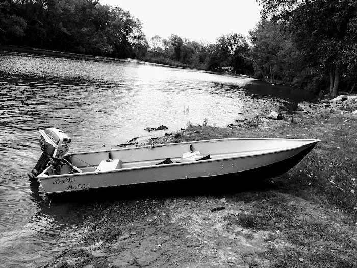 Huron River Mobile Home Park Picture 3
