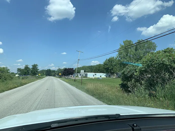 Huron River Mobile Home Park Picture 5