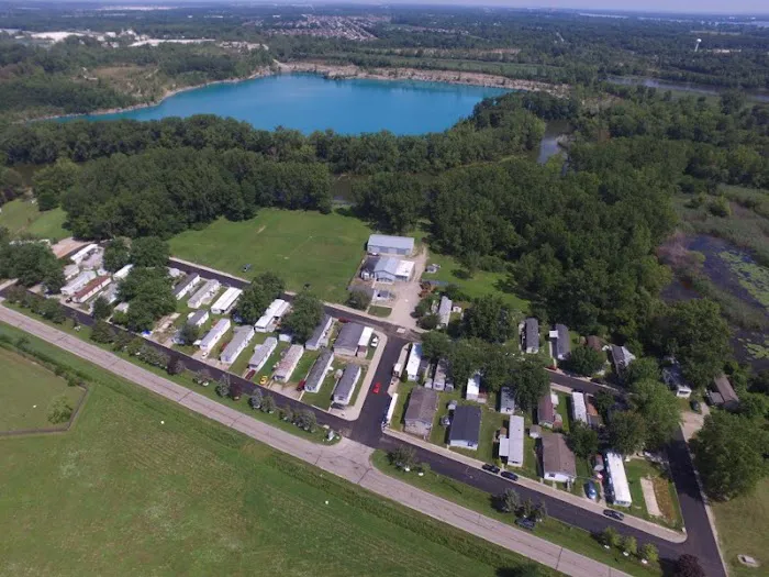 Huron River Mobile Home Park Picture 9