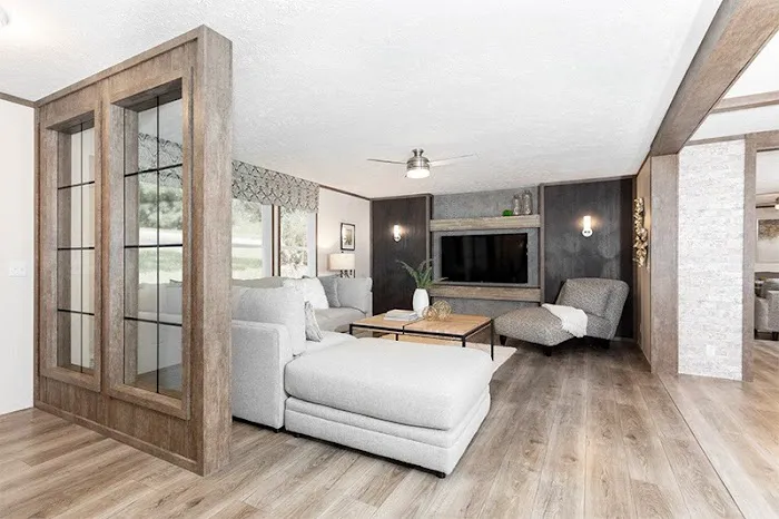 Village Square Manufactured Housing Community Picture 2