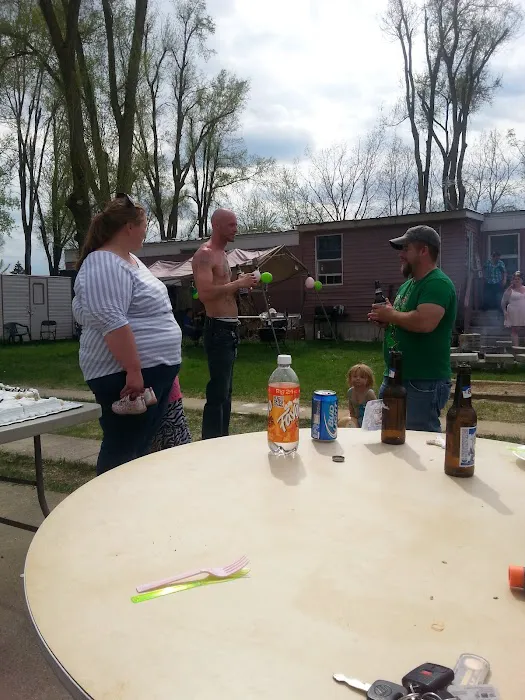 Barry's Resort & Mobile Home Prk Picture 4