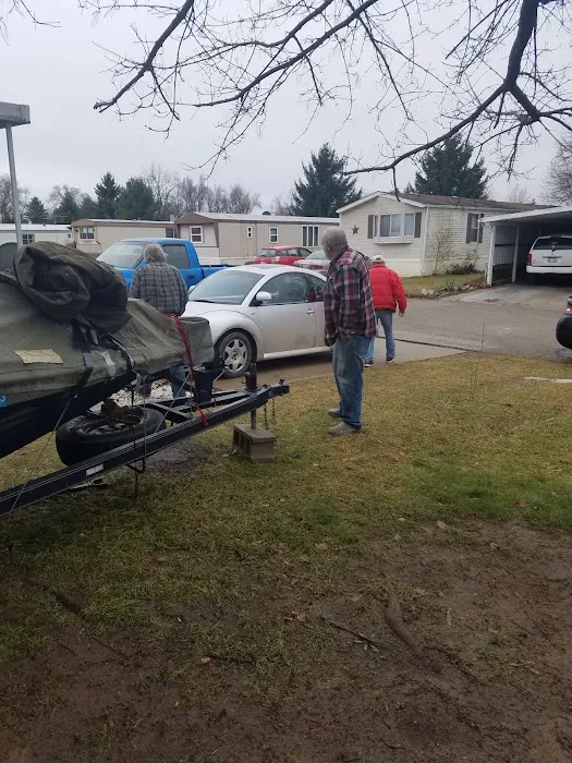 Barry's Resort & Mobile Home Prk Picture 7