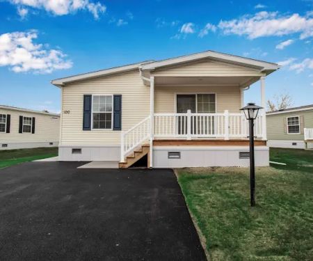 Lakewood Estates Manufactured Housing Community