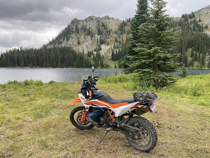 Black Lake Campground Picture 6