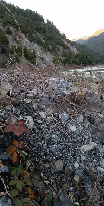Bluff Creek Campground Picture 3