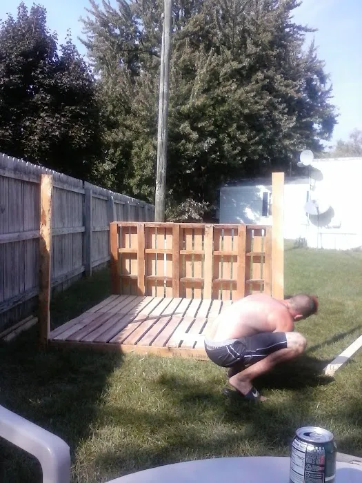 Poplar's Mobile Home Park Picture 1
