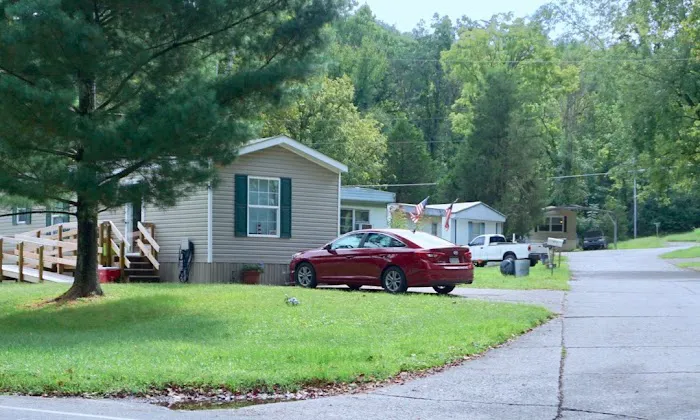 Elk River Mobile Home Community Picture 3