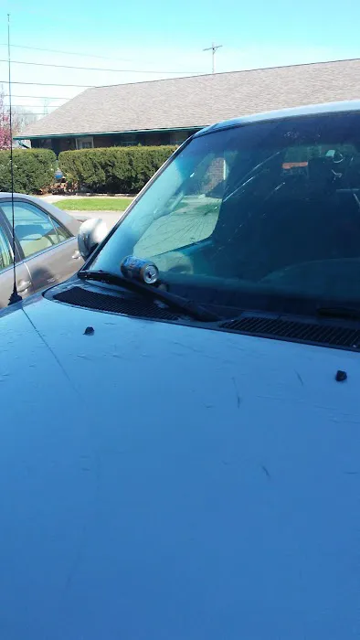 Miami Mobile Home Park & Apartments Picture 1