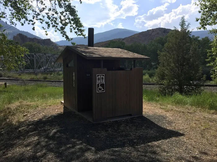 Maidenrock Campground Picture 6