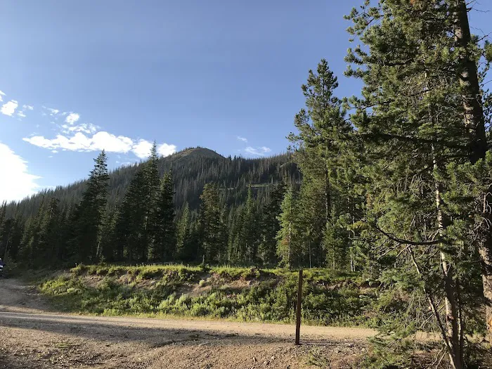 Crags Campground Complex Picture 10