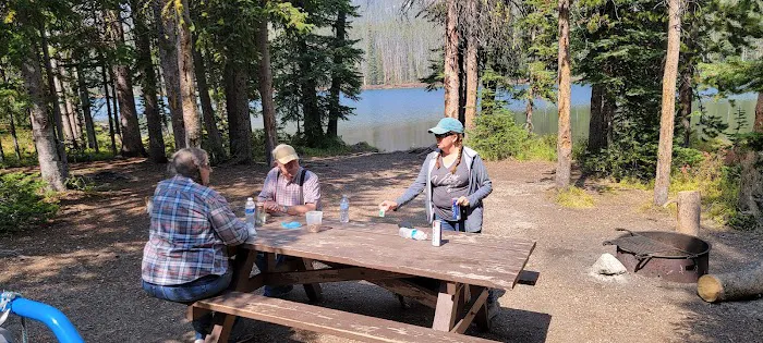 Yellowjacket Lake Campground Picture 10