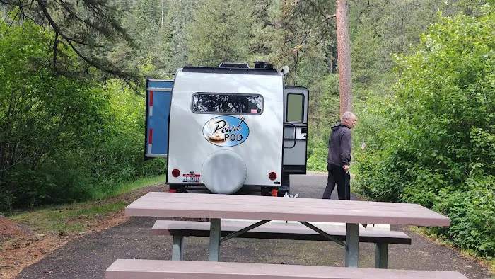 Evergreen Picnic Site and Campground Picture 10