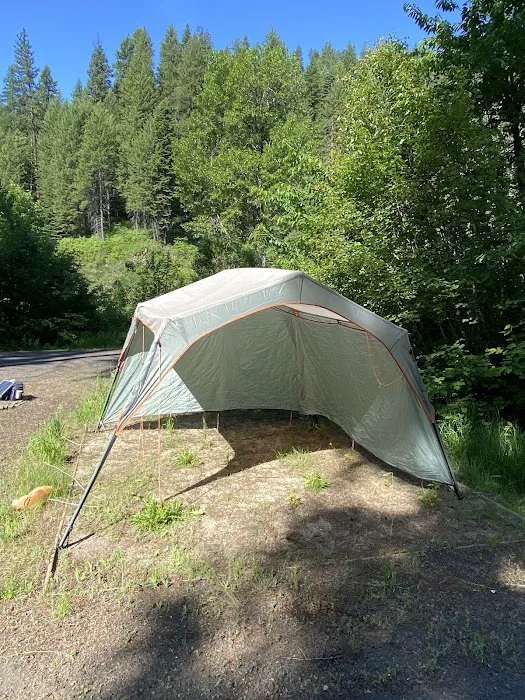 Evergreen Picnic Site and Campground Picture 1