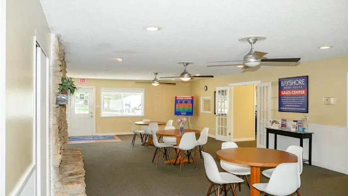 Maplewood Manufactured Home Community Picture 7