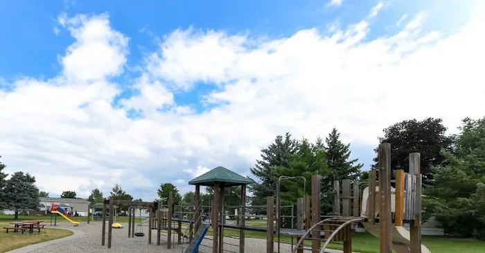 Commerce Meadows MHC Picture 2