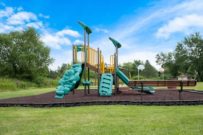 Fawn Lake Estates Picture 1