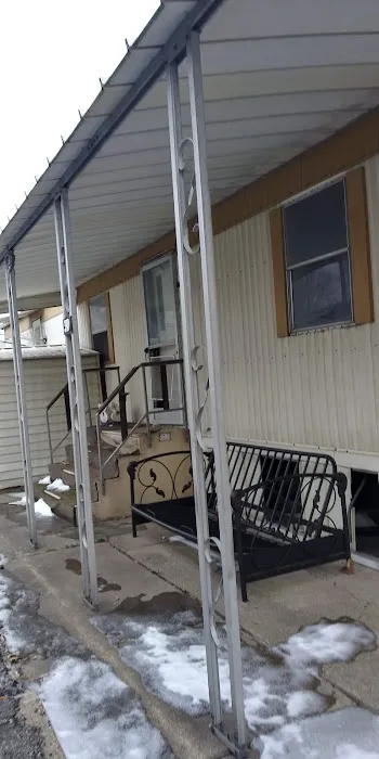 Longs Mobile Home Court Picture 1