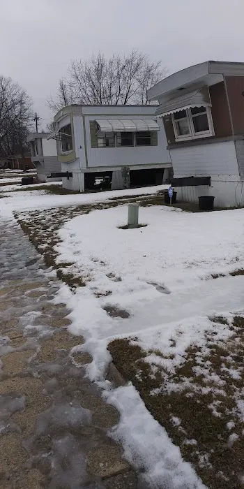 Longs Mobile Home Court Picture 6