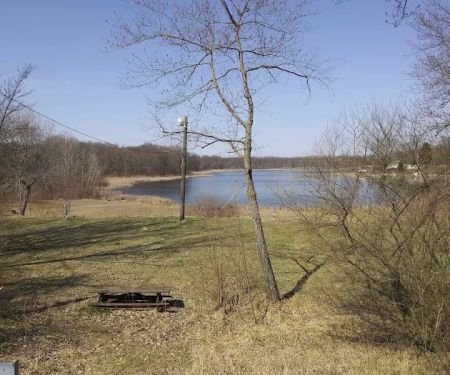 Colby Lake Home Sales/Quiet Cove Park