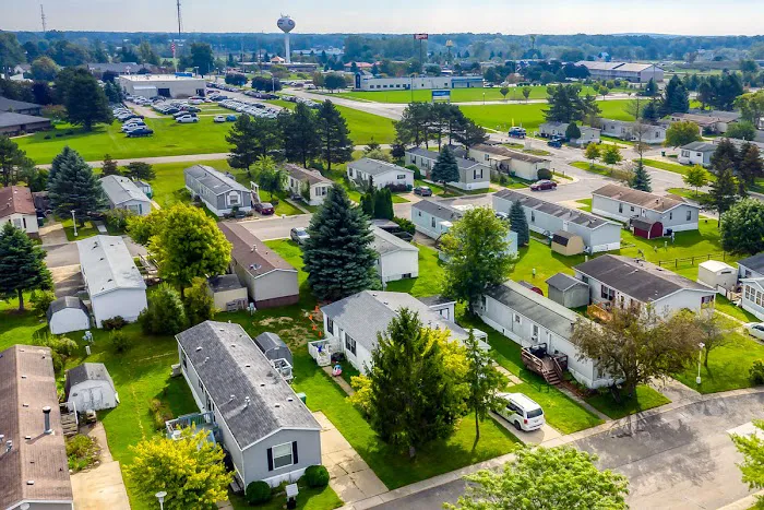 Grandshire Estates Manufactured Housing Community Picture 1