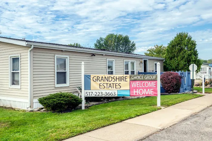 Grandshire Estates Manufactured Housing Community Picture 10