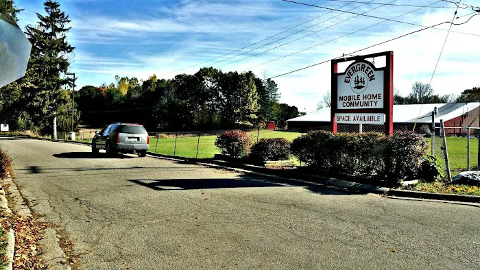 Evergreen Mobile Home Community Picture 3
