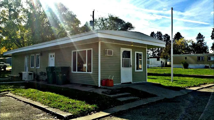 Evergreen Mobile Home Community Picture 7