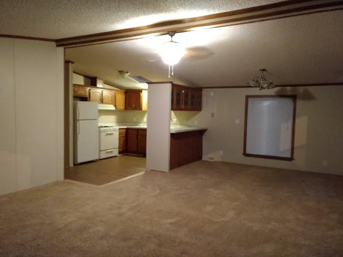 Evergreen Mobile Home Community Picture 1
