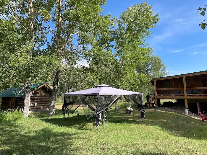 FishOn River Front Cabins Vacation Rental Picture 7