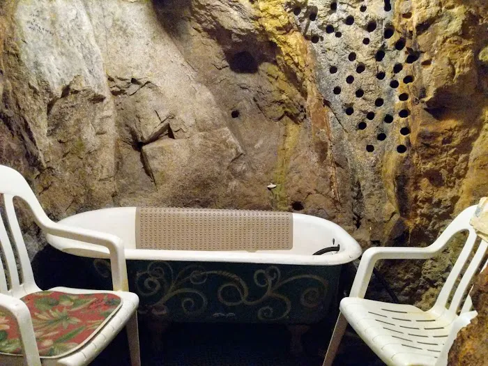 Merry Widow Health Mine Picture 9