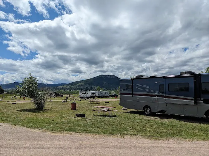 Lewis & Clark County Fairgrounds Campground Picture 2