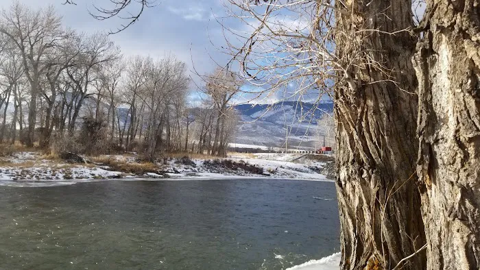 Shoup Bridge Campground Picture 4