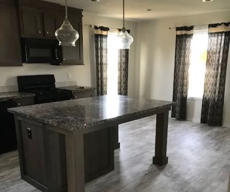 Colonial Court Mobile Home Park & Colonial Home Sales