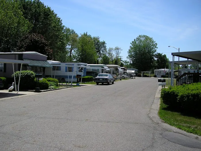 Four Seasons Manufactured Home Community Picture 9