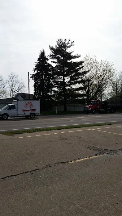 Cardinal Mobile Home Park Picture 4