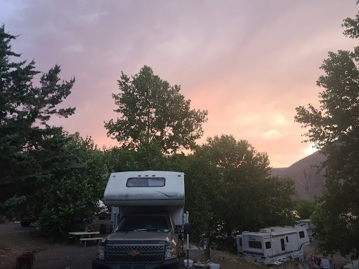 Woodhead Park Campground Picture 4