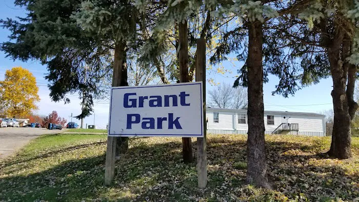 Grant mobile home Park Picture 7