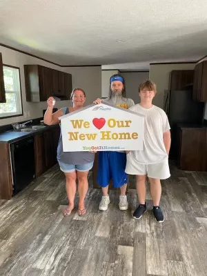 Deer Trace Pointe Mobile Home Park Picture 6