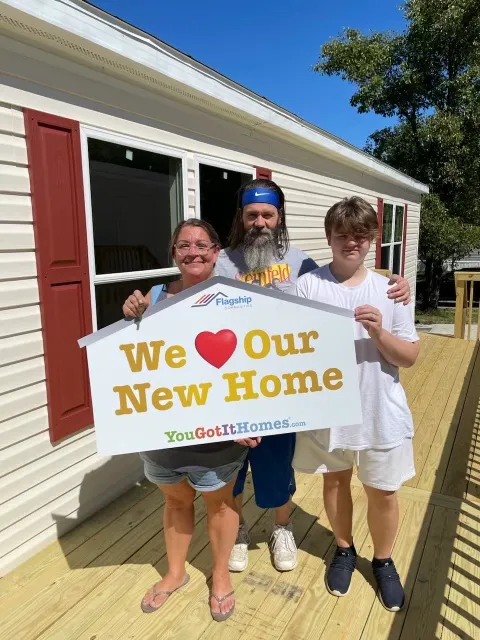 Deer Trace Pointe Mobile Home Park Picture 5