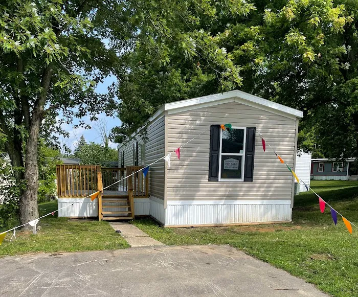 Mosbys Pointe Mobile Home Park Picture 5