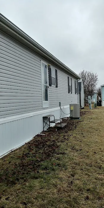Quail Creek Mobile Home Park Picture 8