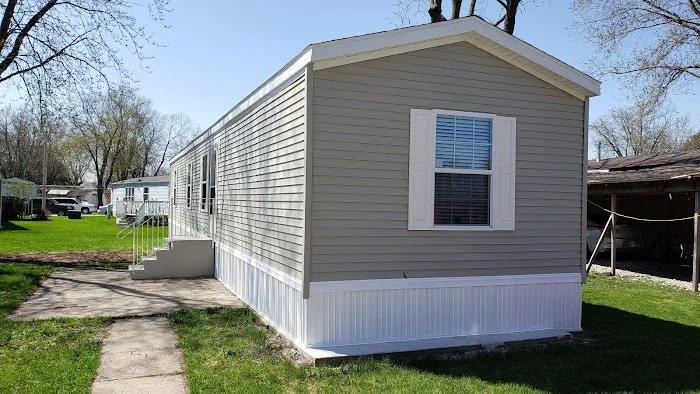 The Stewart Manor Mobile Home Park Picture 6