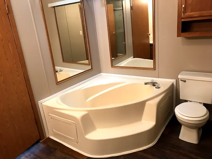 Tyrone Woods Manufactured Home Community Picture 7