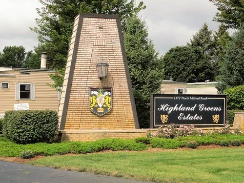 Highland Greens Estates Picture 2