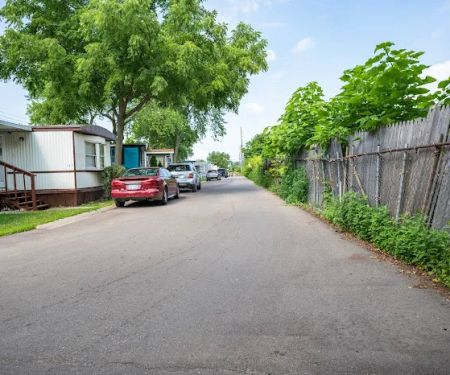 Robbins Mobile Village