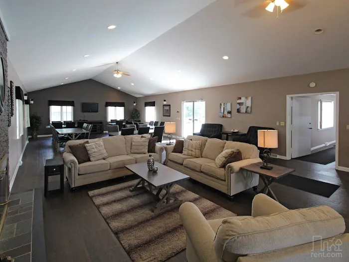 Springrove Picture 8