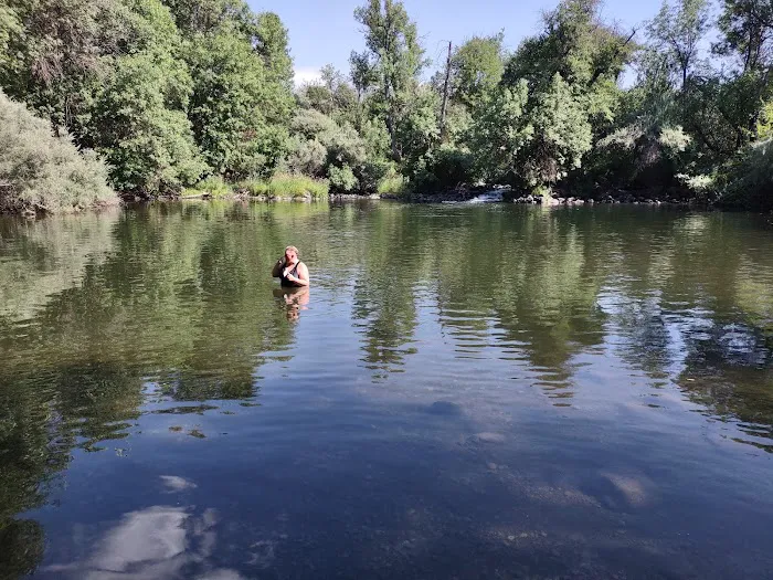 BLM Pit River Campground Picture 6