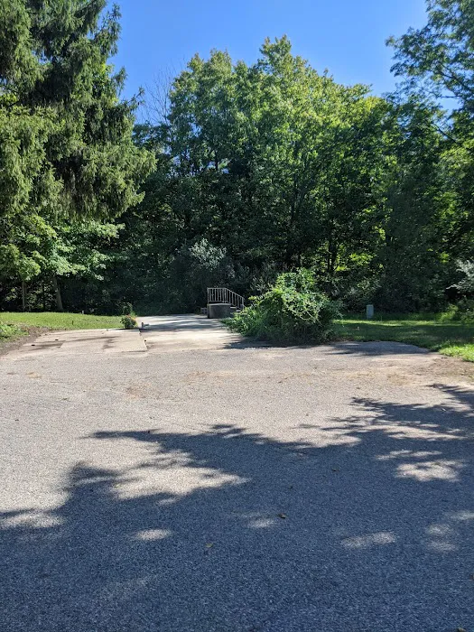 LA Ema Land Mobile Home Park Picture 5