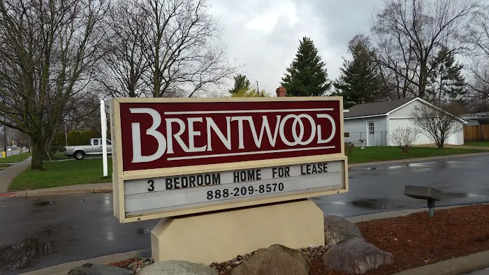 Brentwood Village Picture 9