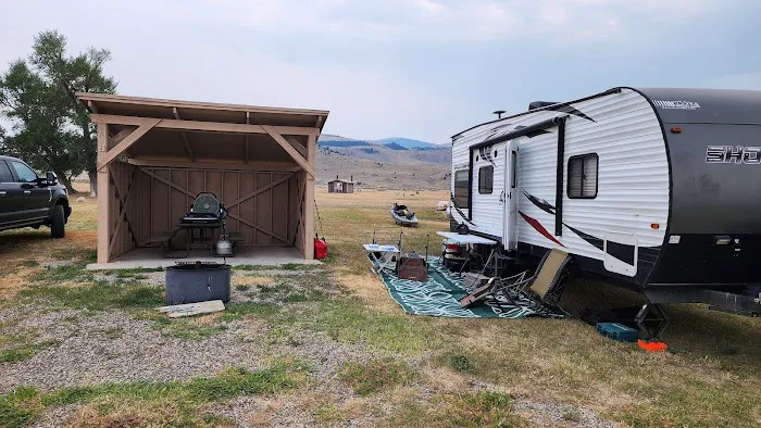 Lonetree Campground Picture 3